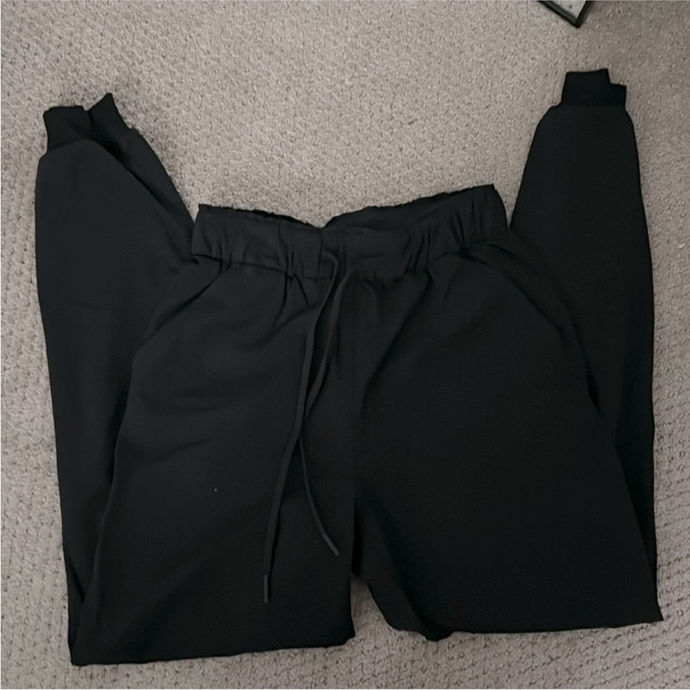 Lululemon joggers